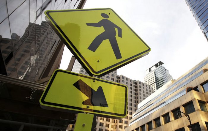 Article Image for Economic Outlook Signals Change for Global Businesses