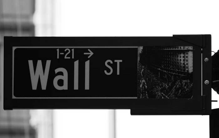 Article Image for Economic Signals Investors Are Watching Worldwide