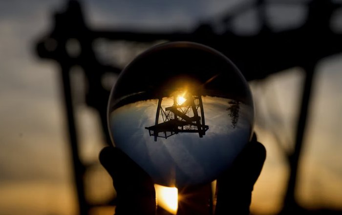 Article Image for Global Energy Transition and Its Impact on Business Strategy