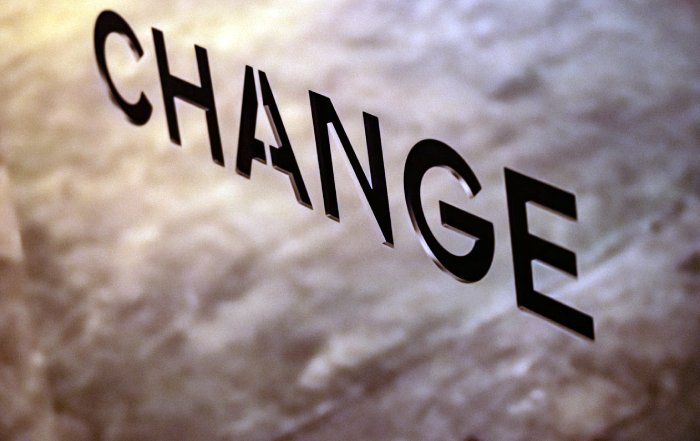 Article Image for How AI Is Changing the Way We Manage Personal Finances